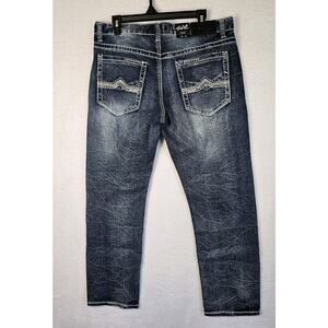 True Luck Men`s Jeans Straight Fit Medium Wash Sz 34x30 NWT Embroidered Pockets‎